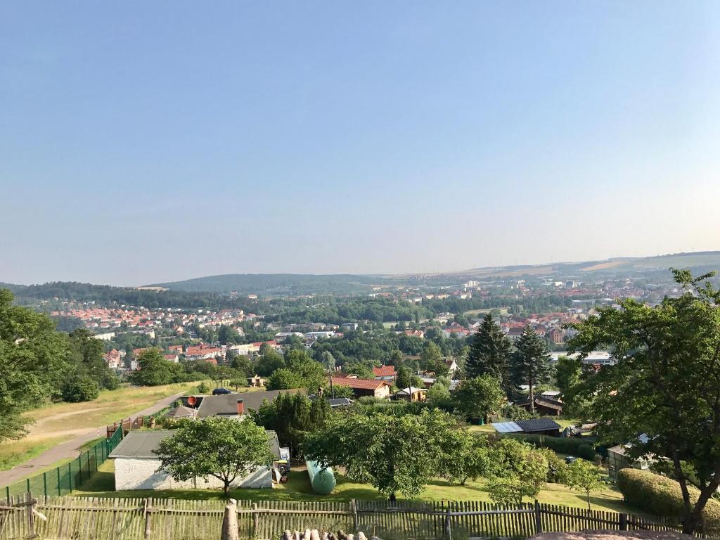 Et luftfoto af Über den Dächern von Eisenach