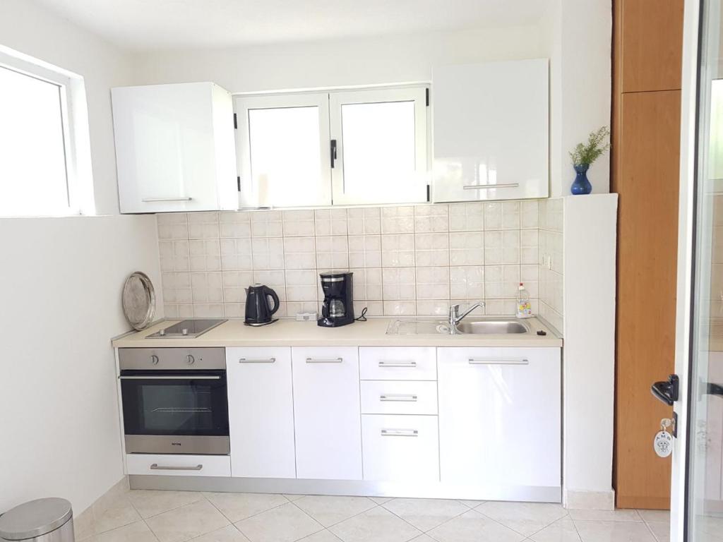 Kuchyňa alebo kuchynka v ubytovaní Apartment Biokovo