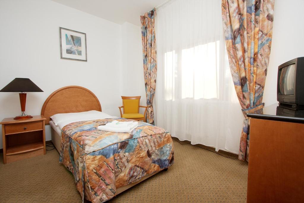 Fotografie z fotogalerie ubytování Hotel CHOTOL v destinaci Horoměřice