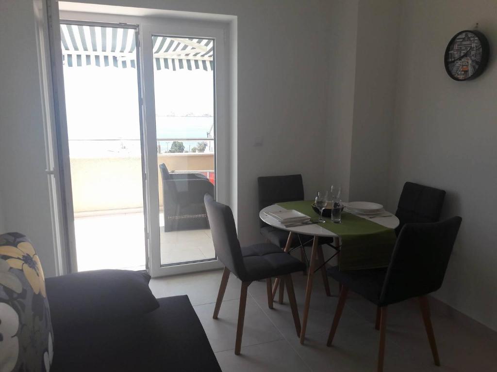 Apartments and Rooms Lux - 13