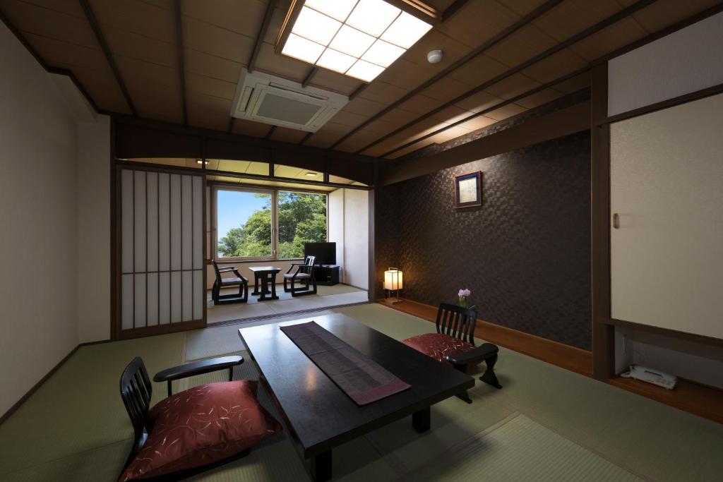 Ryochiku Bettei - Kamer In Japanse Stijl