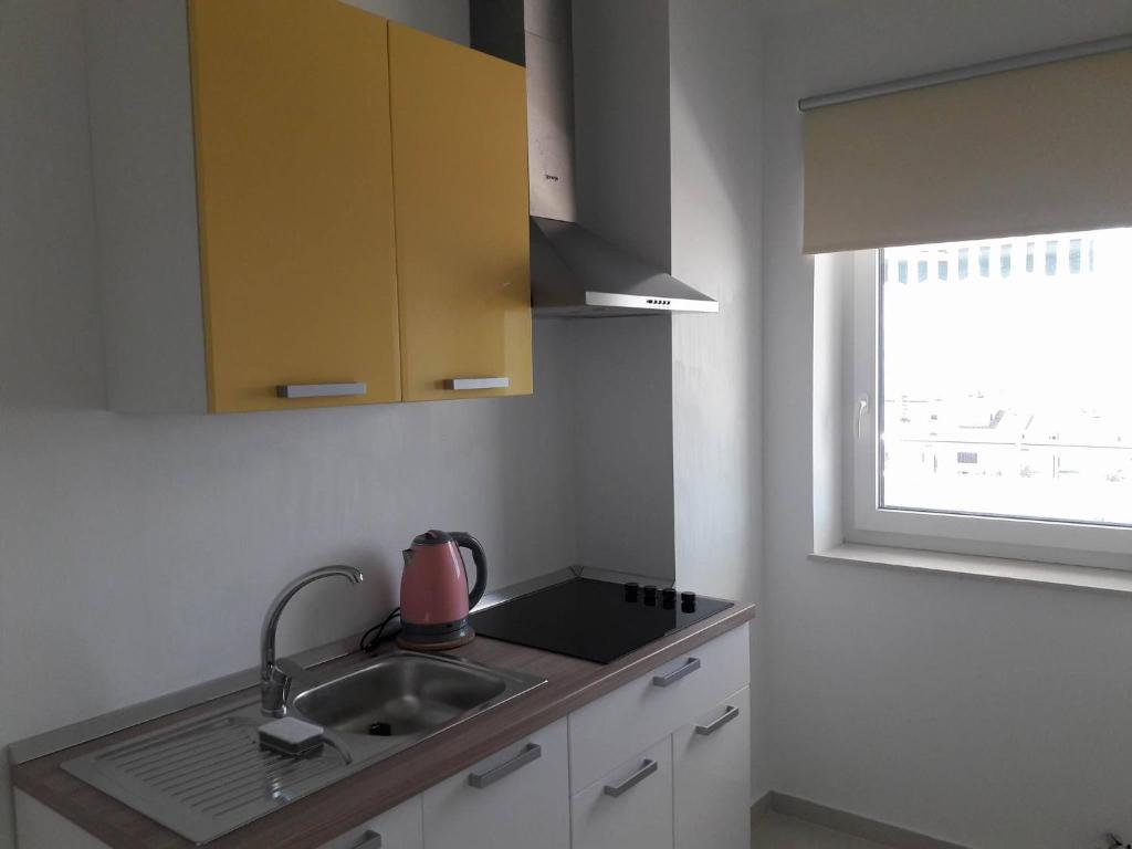 Apartments and Rooms Lux - 2