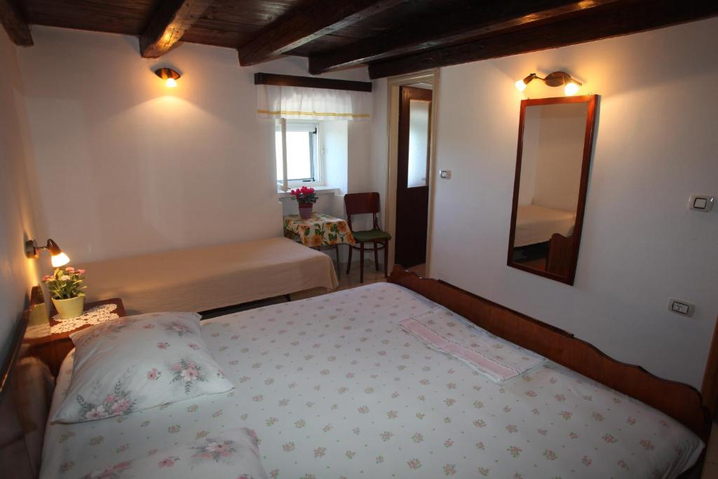 Uma cama ou camas num quarto em Accommodation Lily