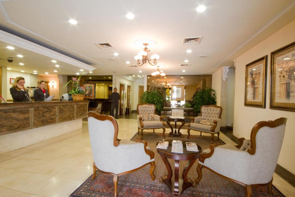 Le Premier Apartamentos