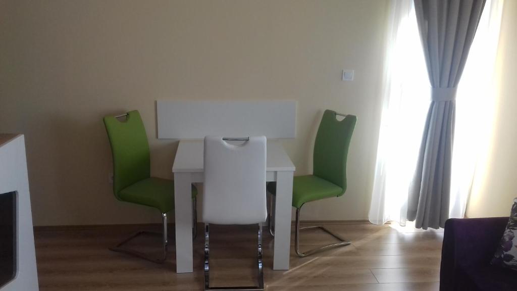 Apartments Delić - 8