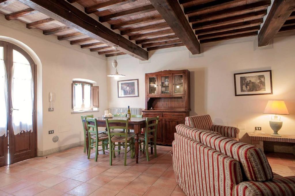 Posedenie v ubytovaní Azienda Agricola e Agriturismo Vallorsi
