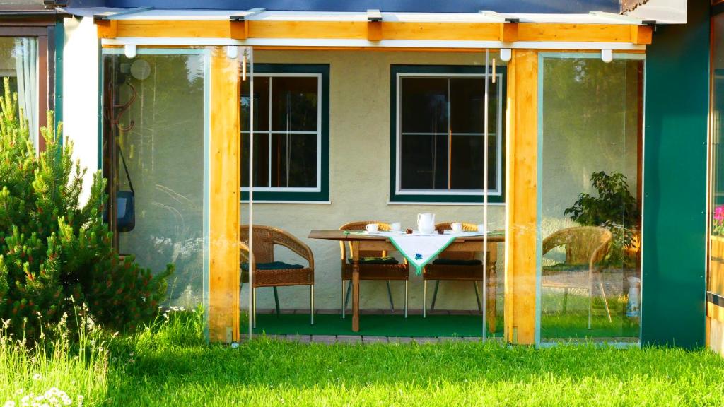 Vonkajšia záhrada v ubytovaní Ferienwohnung Moser