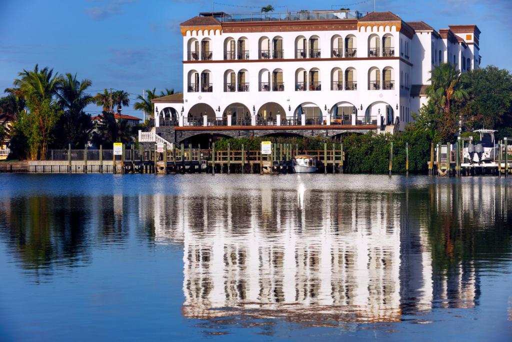 Gallery image of The Hotel Zamora in St Pete Beach