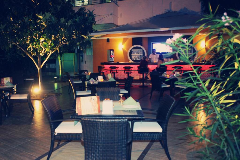 Restaurace v ubytování Narcis Apart Hotel