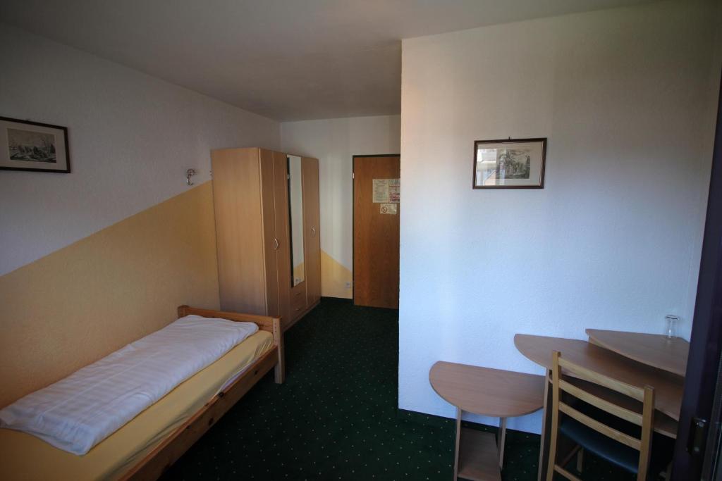 
Single Room Standard
