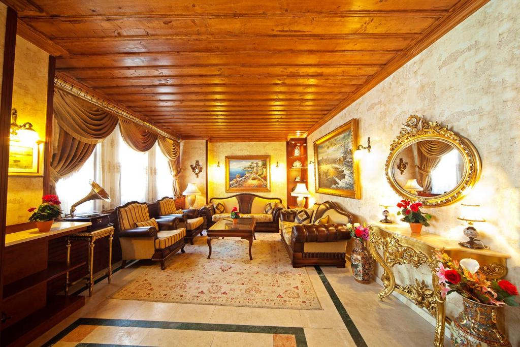 Posezení v ubytování Dilhayat Kalfa Hotel