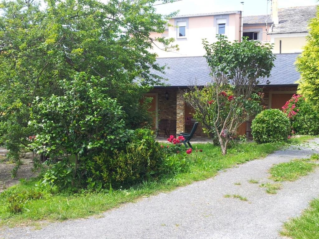 Vonkajšia záhrada v ubytovaní CASA BRAIS habitaciones y buen precio!