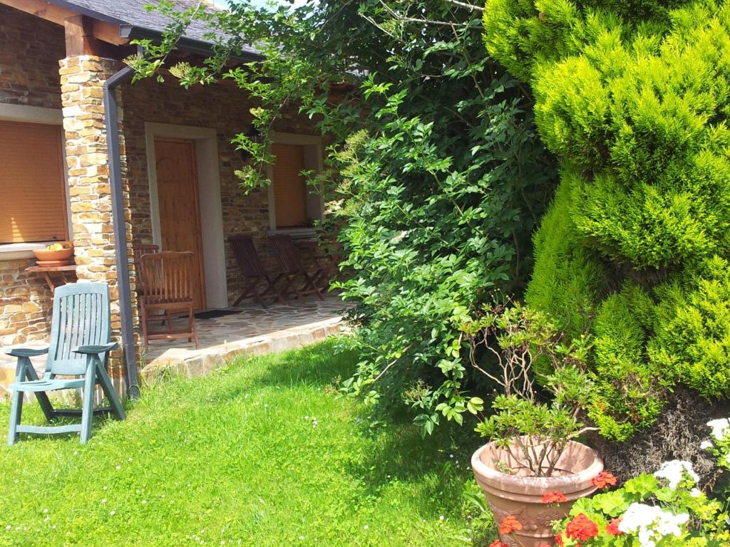 Vonkajšia záhrada v ubytovaní CASA BRAIS habitaciones y buen precio!