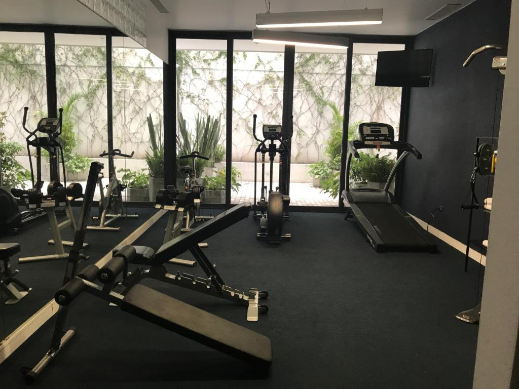 Fitness centrum a/nebo fitness zařízení v ubytování Casa Habita, a Member of Design Hotels