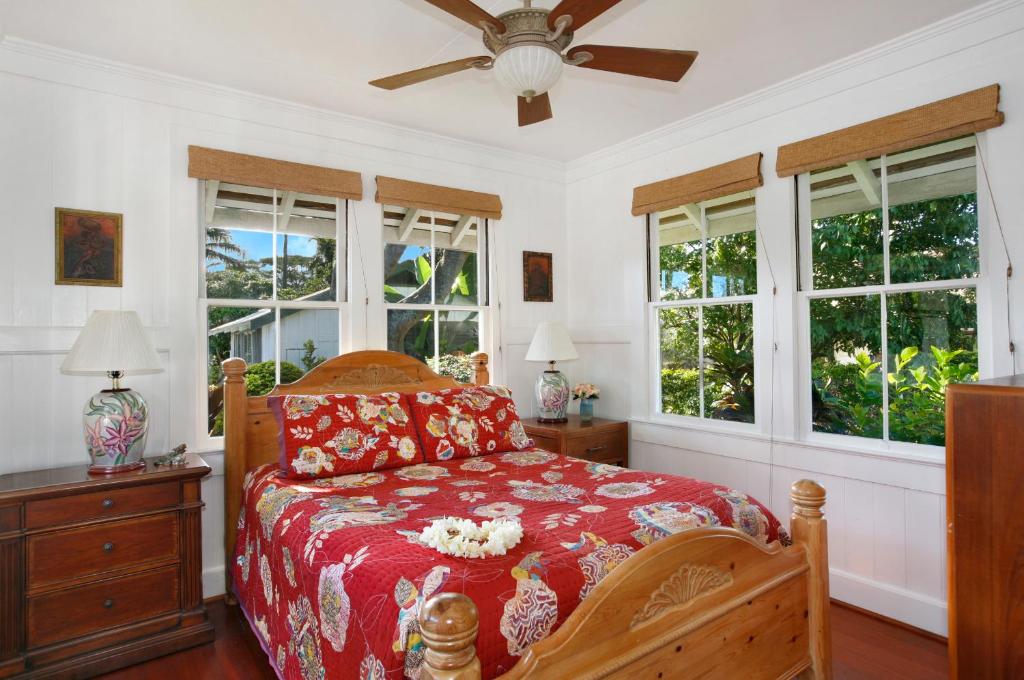 Fern Grotto Inn photo