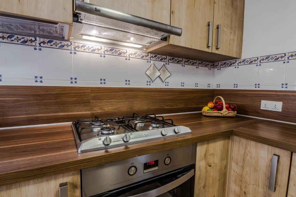 A kitchen or kitchenette at Finca Sa Torre de'n Piza - Grupo Berna