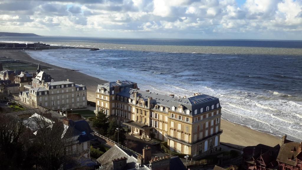 Residence "Les Tamaris", Trouville-sur-Mer – Updated 2021 Prices