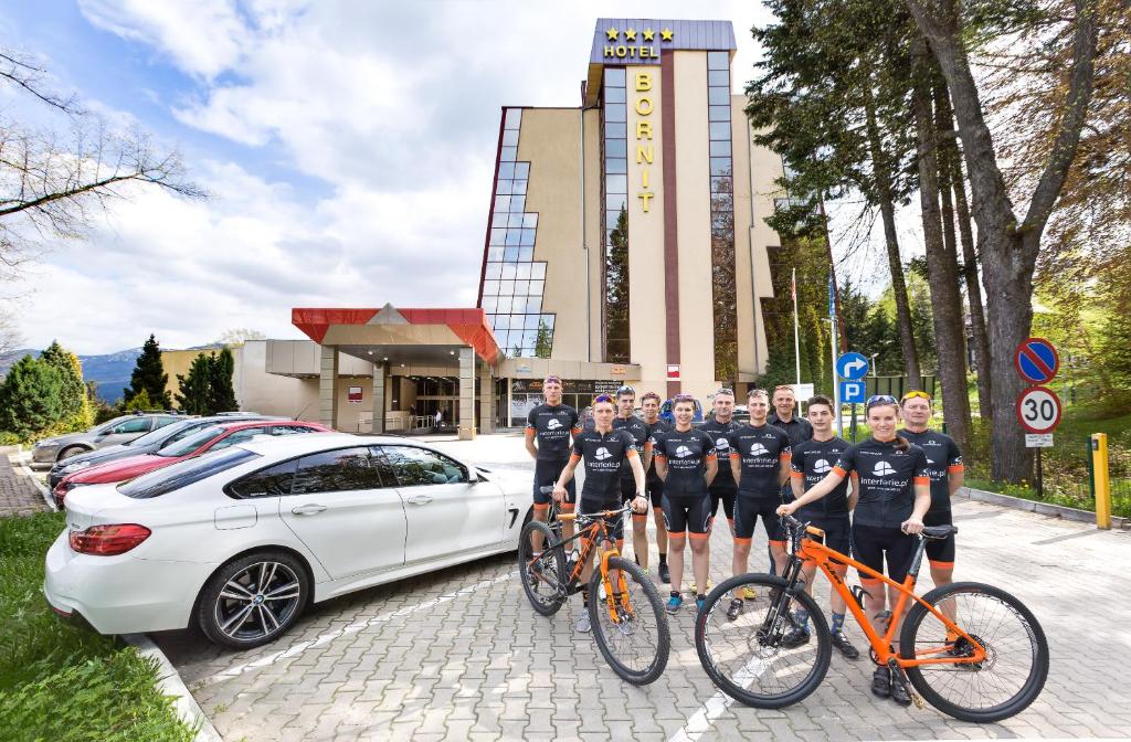 Hostia v ubytovaní Interferie Sport Hotel Bornit