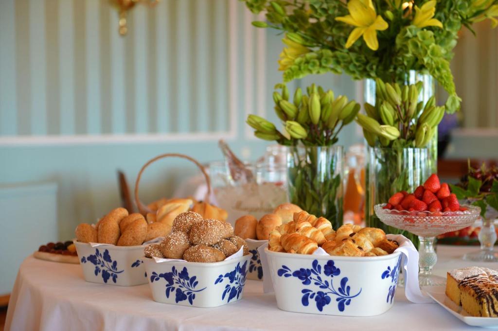 Eten bij of ergens in de buurt van het hotel

