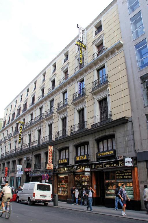 Hostal Victoria III Hostal Victoria III