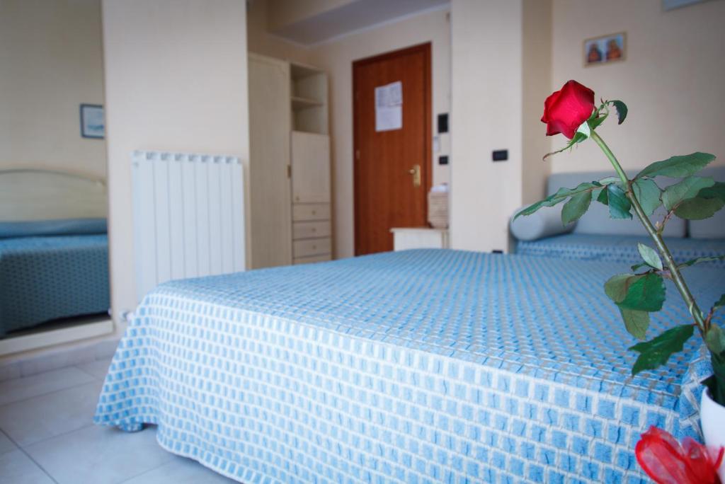 Allegroitalia Alassio Rosa - Chambre Triple Supérieure