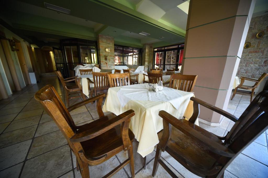 Restaurace v ubytování Mont Helmos Hotel