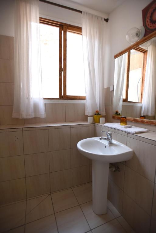 Ein Badezimmer in der Unterkunft Williams House