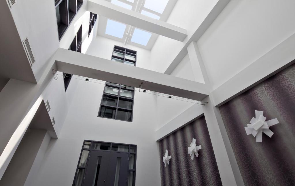 a view from the inside of a building with stars at Hotel Metro in London