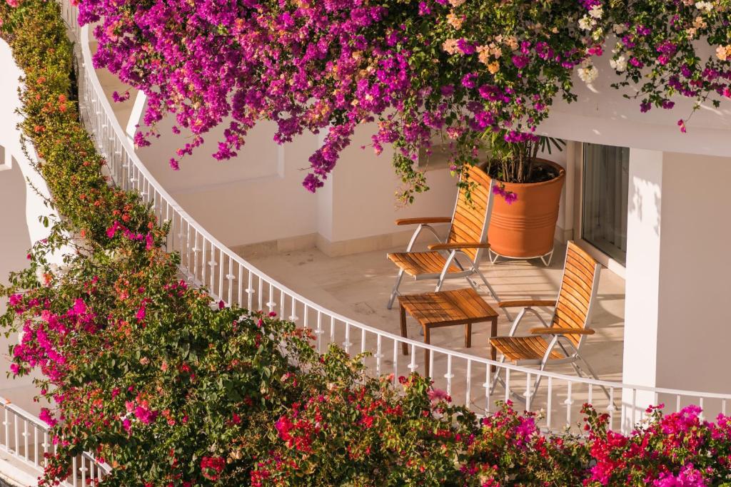 Balkón nebo terasa v ubytování Grand Miramar All Luxury Suites & Residences