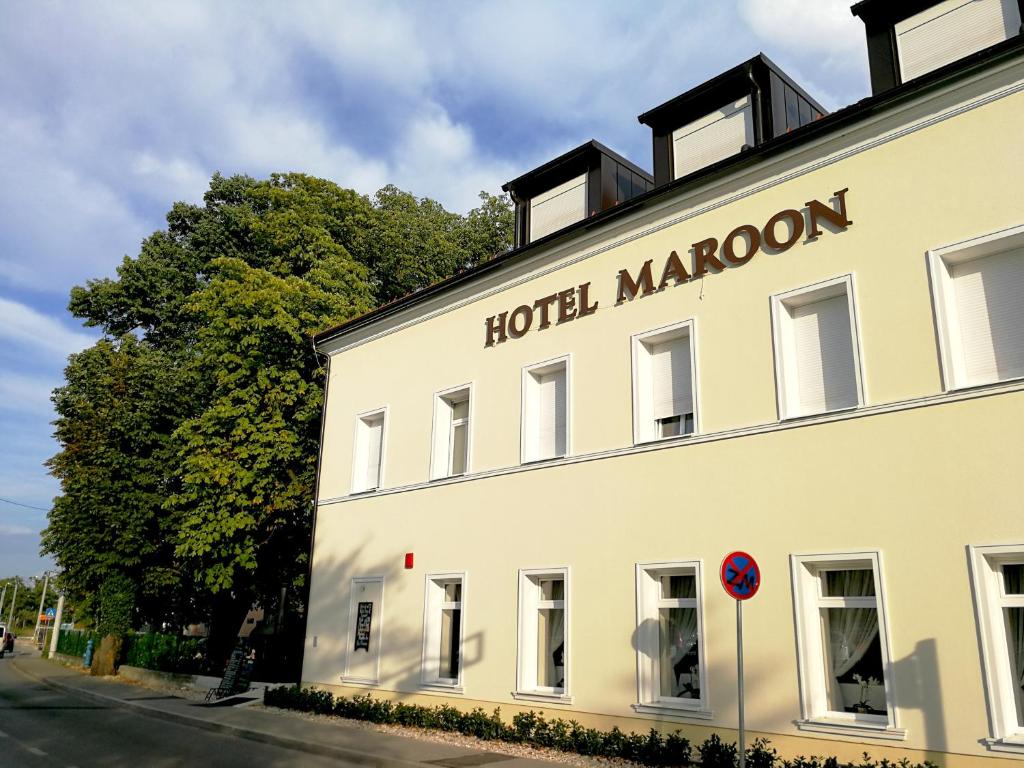 Hotel Maroon - Resim 1