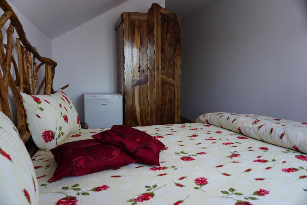 Postel nebo postele na pokoji v ubytování Casa Vlad