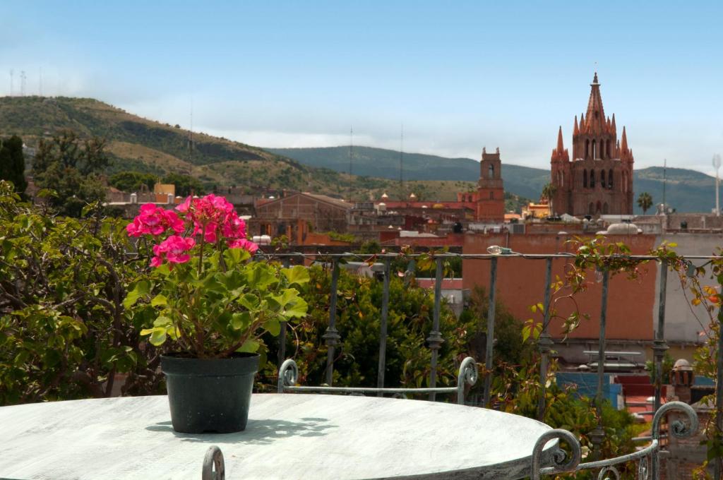 Nespecifikovaný výhled na hory nebo výhled na hory při pohledu z bed and breakfast