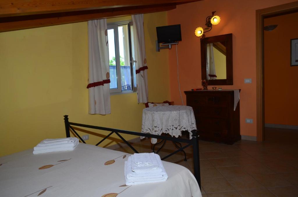 TV a/nebo společenská místnost v ubytování Ansise Guest House