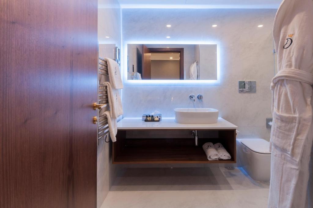 The Duke Boutique Hotel - 4