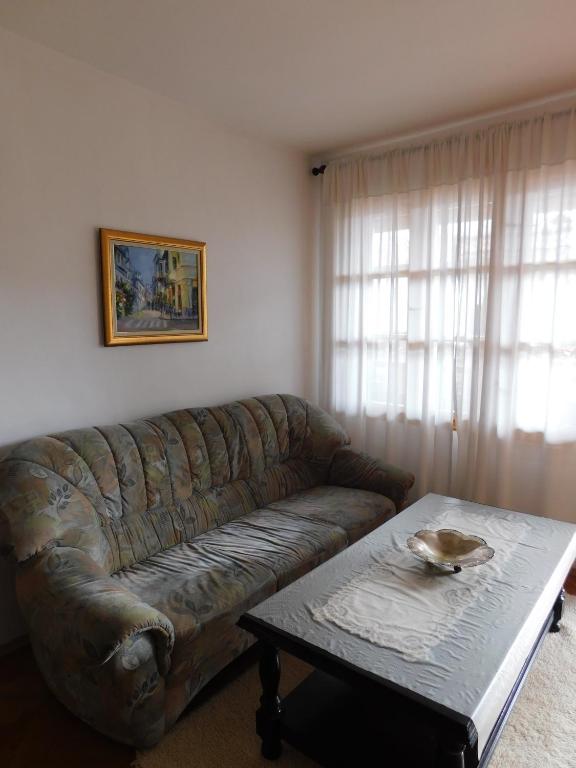 Posezení v ubytování Family Vacation Home Topolnitza