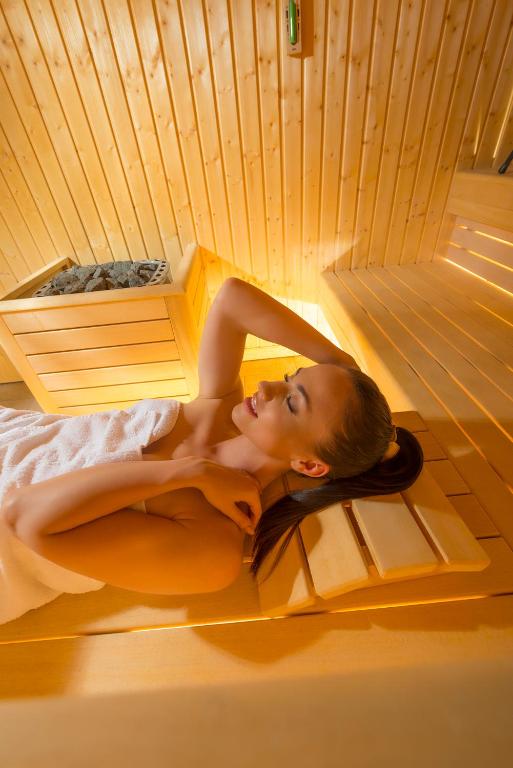 Kúpele alebo wellness v ubytovaní Hotel Mona Lisa Wellness & Spa