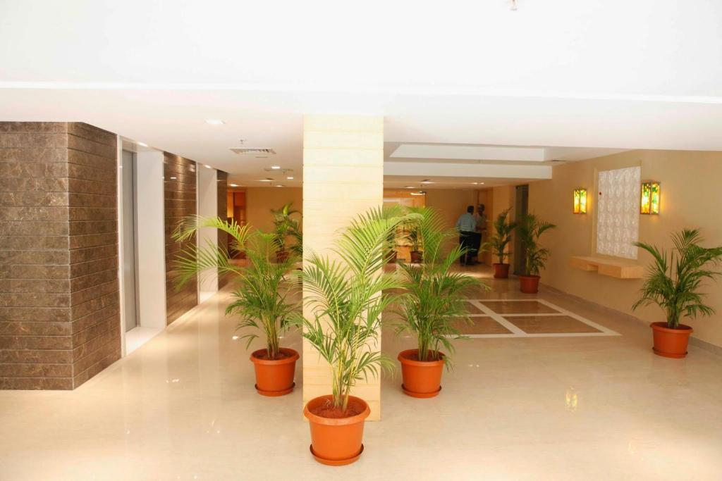 Vstupní hala nebo recepce v ubytování Lemon Tree Hotel Shimona Chennai