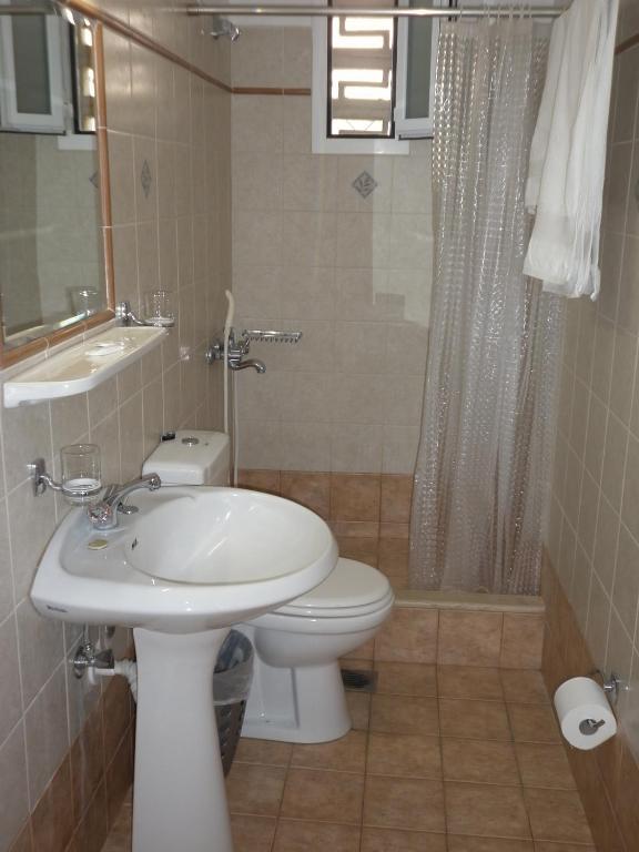 Koupelna v ubytování Hotel Ritsa
