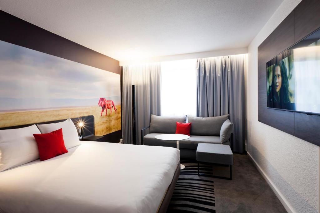 Novotel Lyon Gerland Musée des Confluences - Classic Room With 1 Double Bed And 1 Single Bed