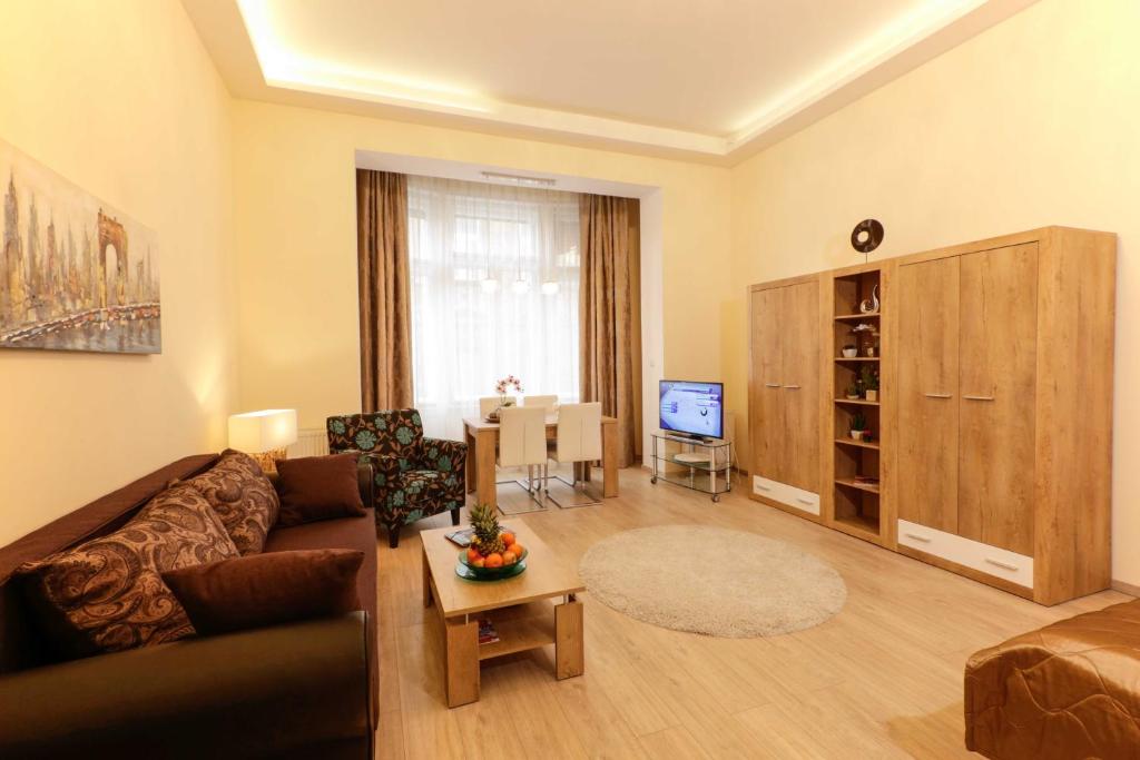 Budapest City Apartments For Groups - Superior Apartment