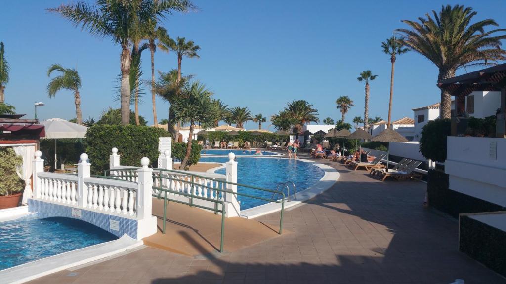 The swimming pool at or close to Villa Ola, Golf del Sur