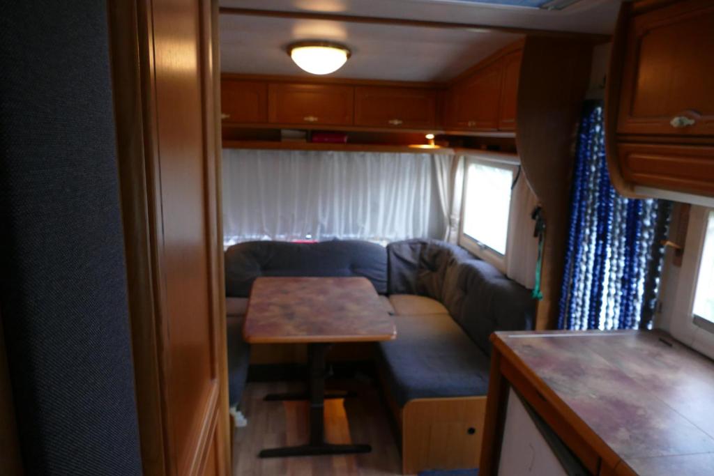 Posedenie v ubytovaní Komfortcaravan