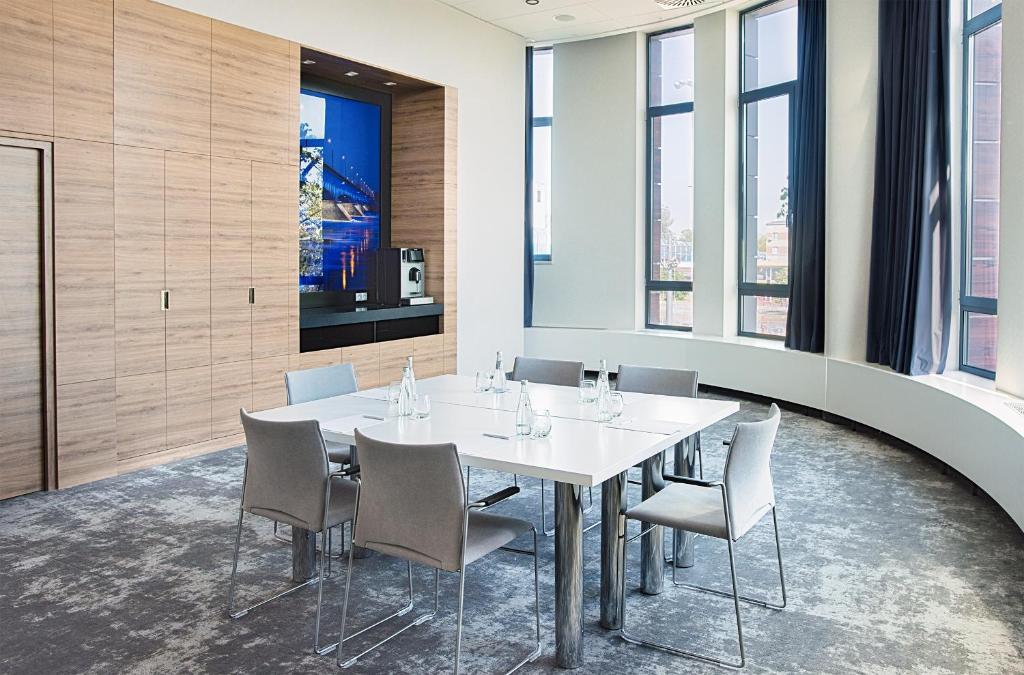 Golden Tulip Warsaw Airport - Resim 21