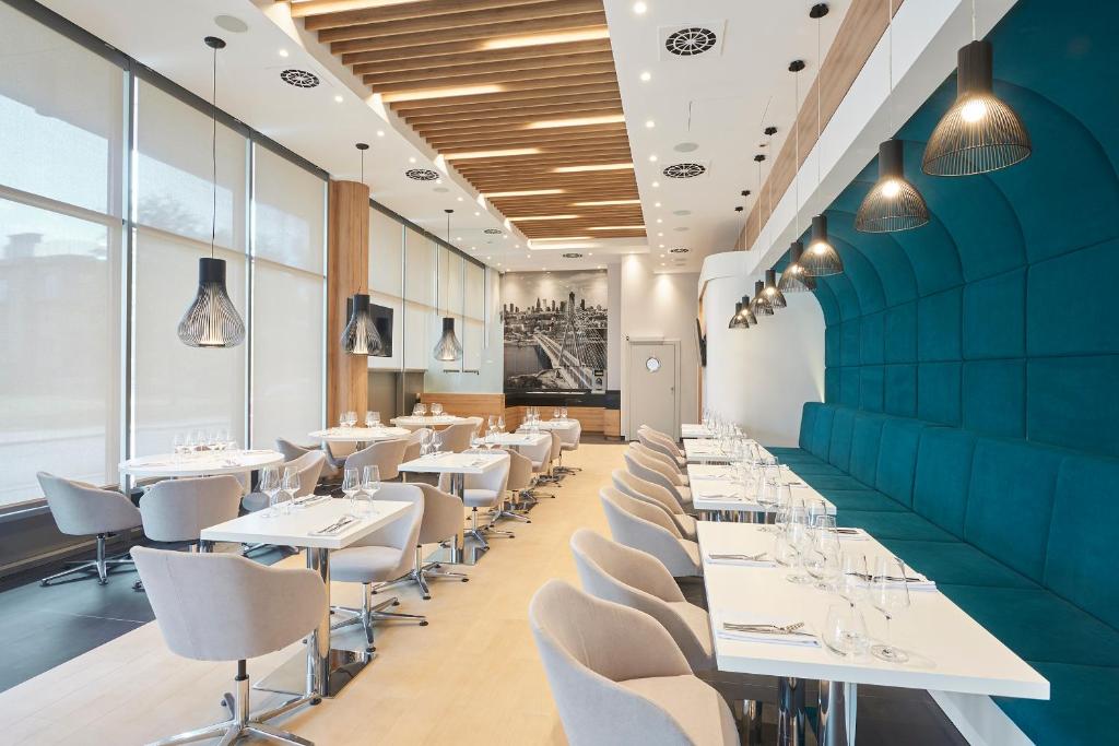 Golden Tulip Warsaw Airport - Resim 9