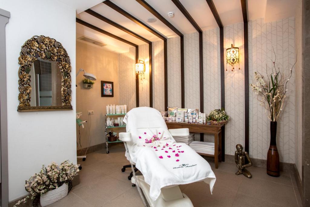 Posezení v ubytování Fame Residence Kemer & Spa