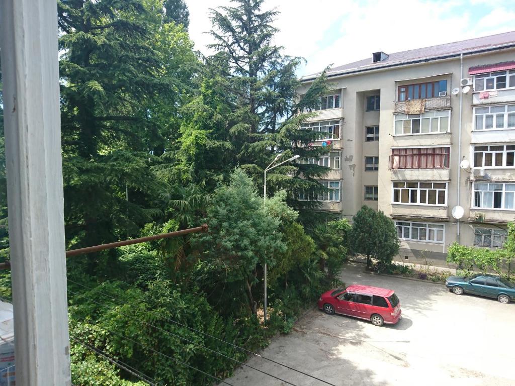 Гагра улица абазгаа. Гагра абазгаа 54/4,. Абазгаа 53/1 гагра. Жилье гагра абазгаа. Жилье гагра абазгаа.