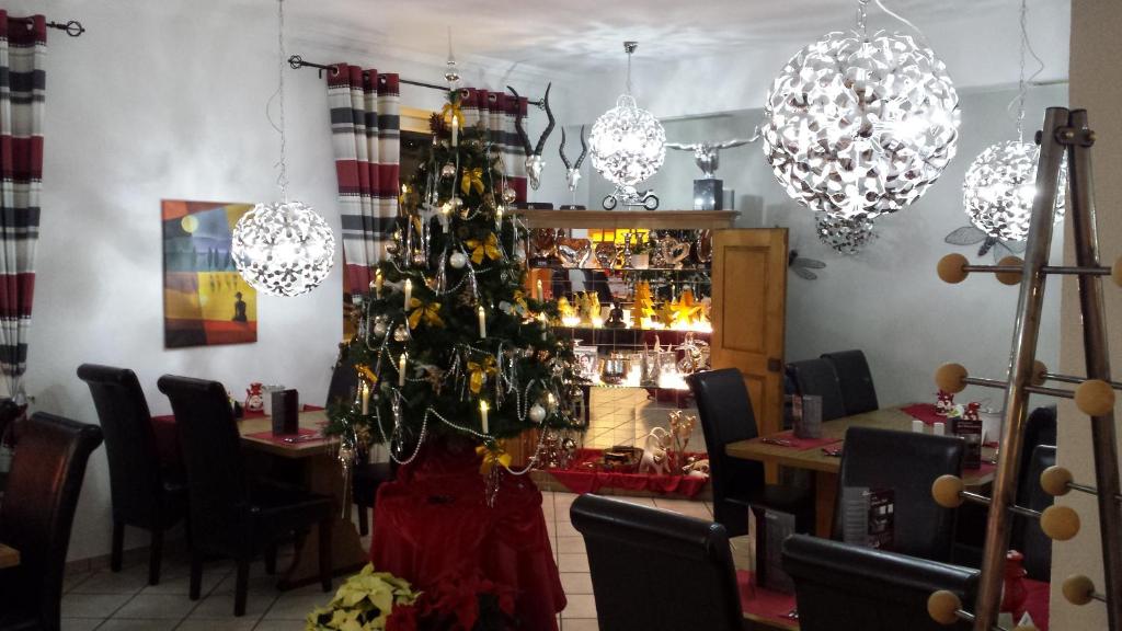 Restaurace v ubytování Hotel Schweizer Stubb