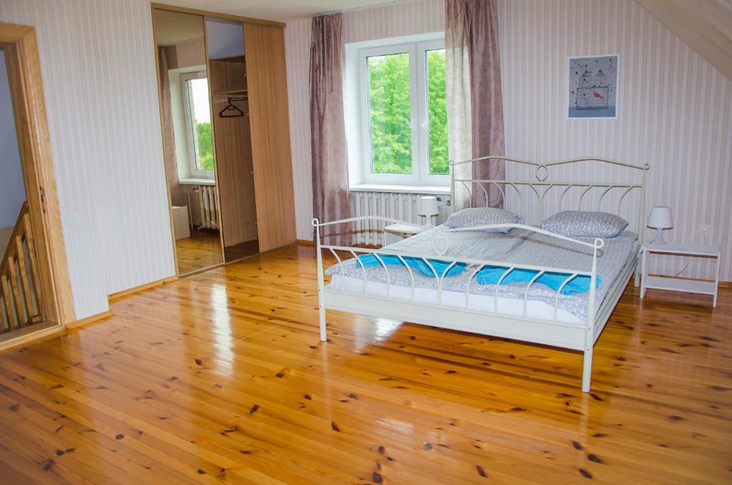 Postel nebo postele na pokoji v ubytování Beautiful & Big Family Villa