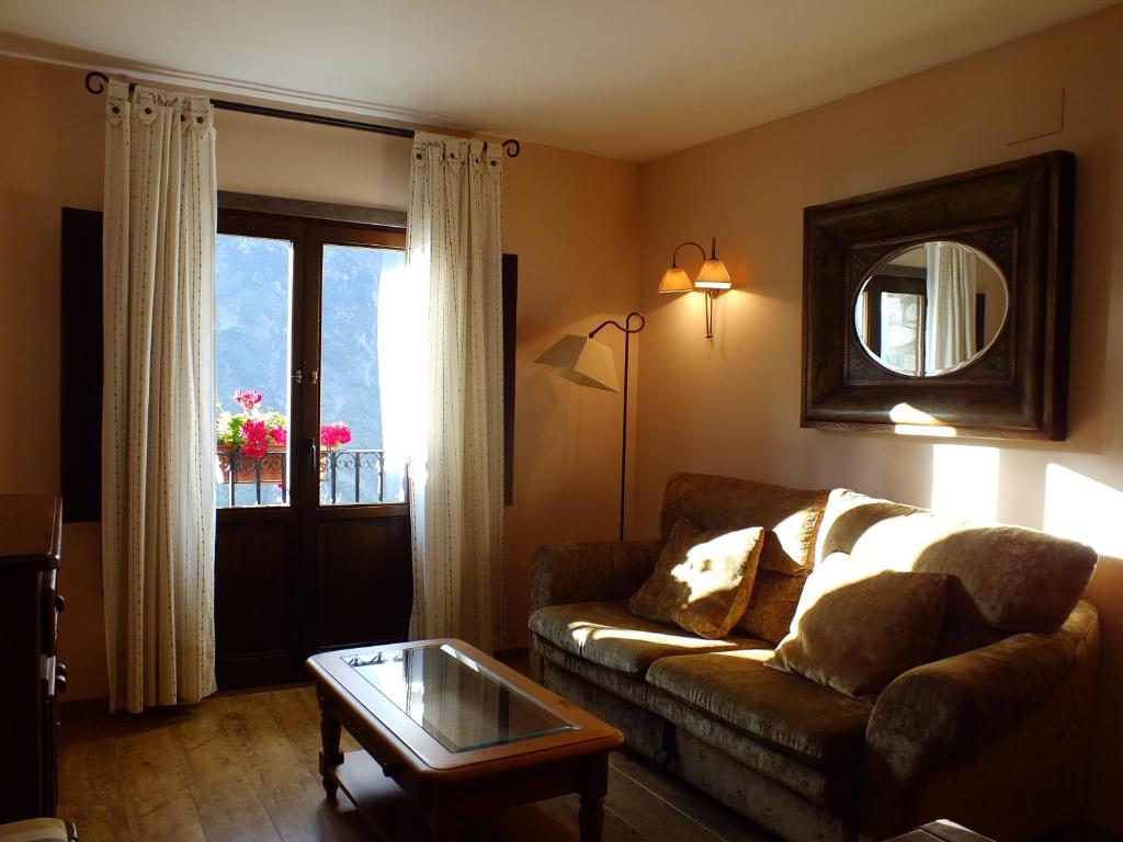Posezení v ubytování Hotel Areulo