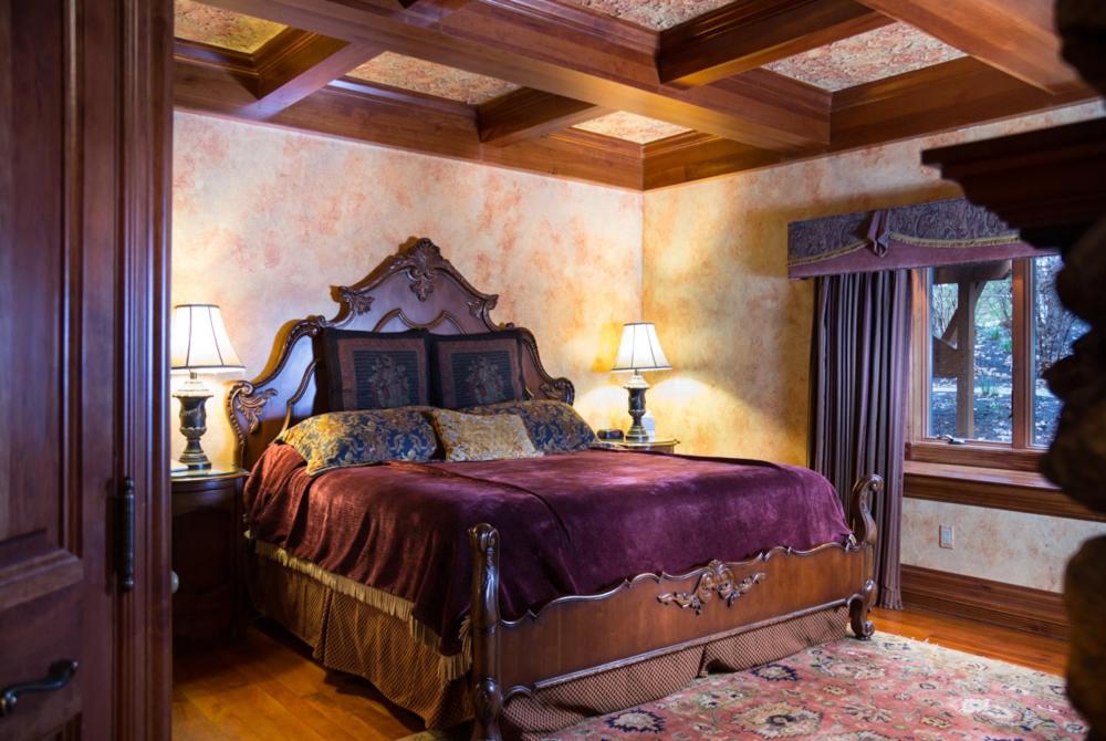 Landoll's Mohican Castle - 